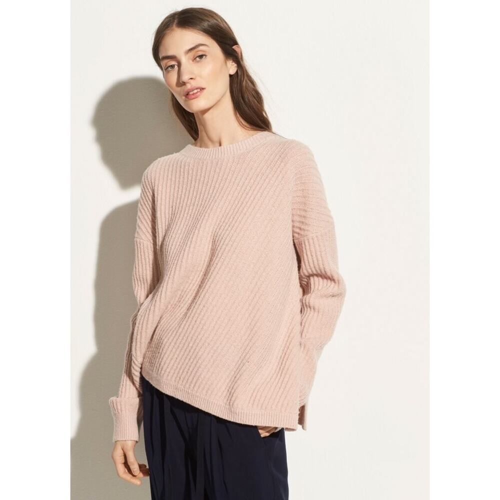 VINCE Side Slit Wool Crewneck Pullover Sweater In Blush